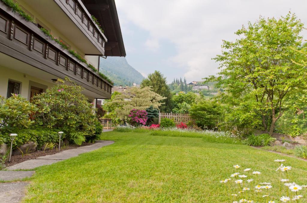 Bed and Breakfast Haus Christl Лана Экстерьер фото