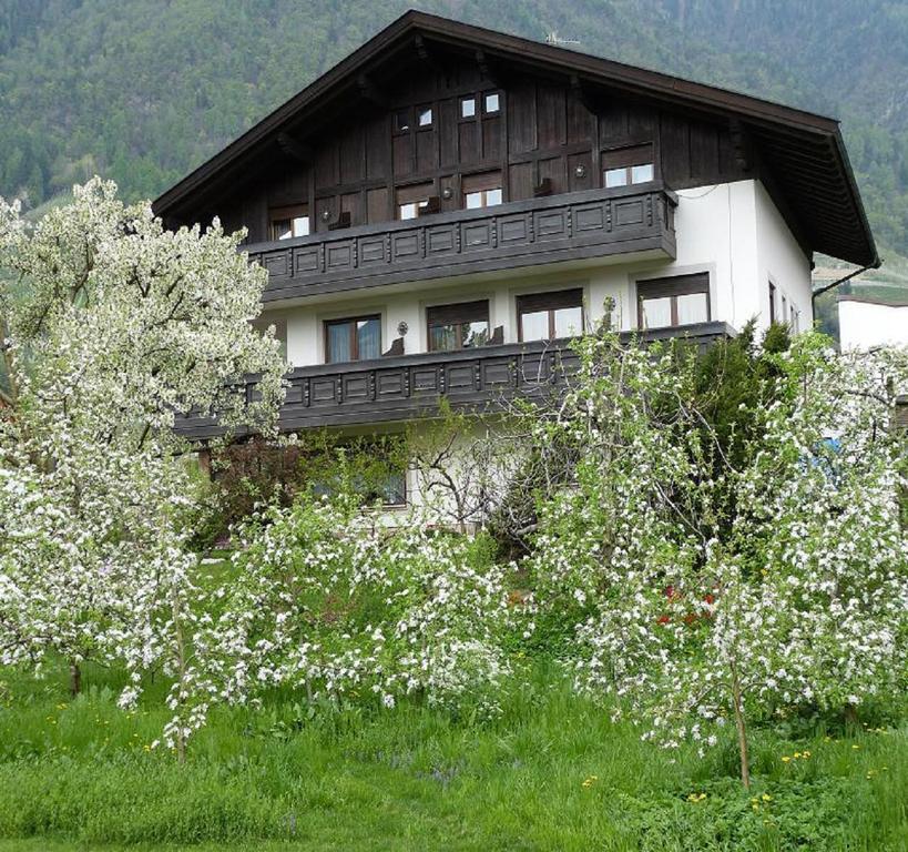 Bed and Breakfast Haus Christl Лана Экстерьер фото